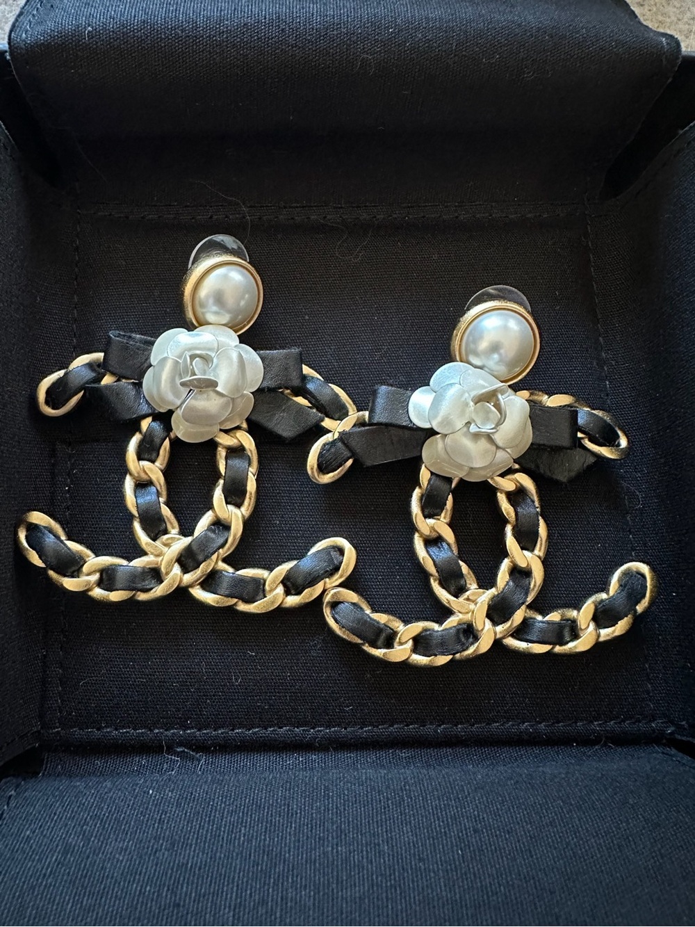 Chanel 20A Camellia Double C earrings